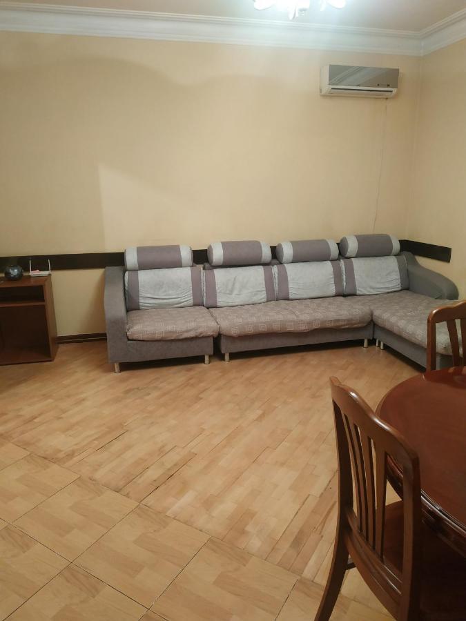 Sunny Land-1 Apartment เยเรวาน ภายนอก รูปภาพ